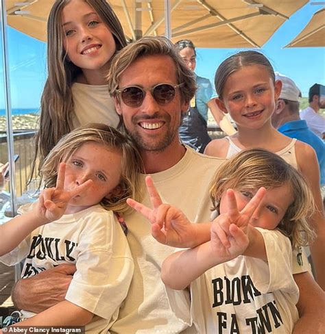 peter crouch and abbey clancy children
